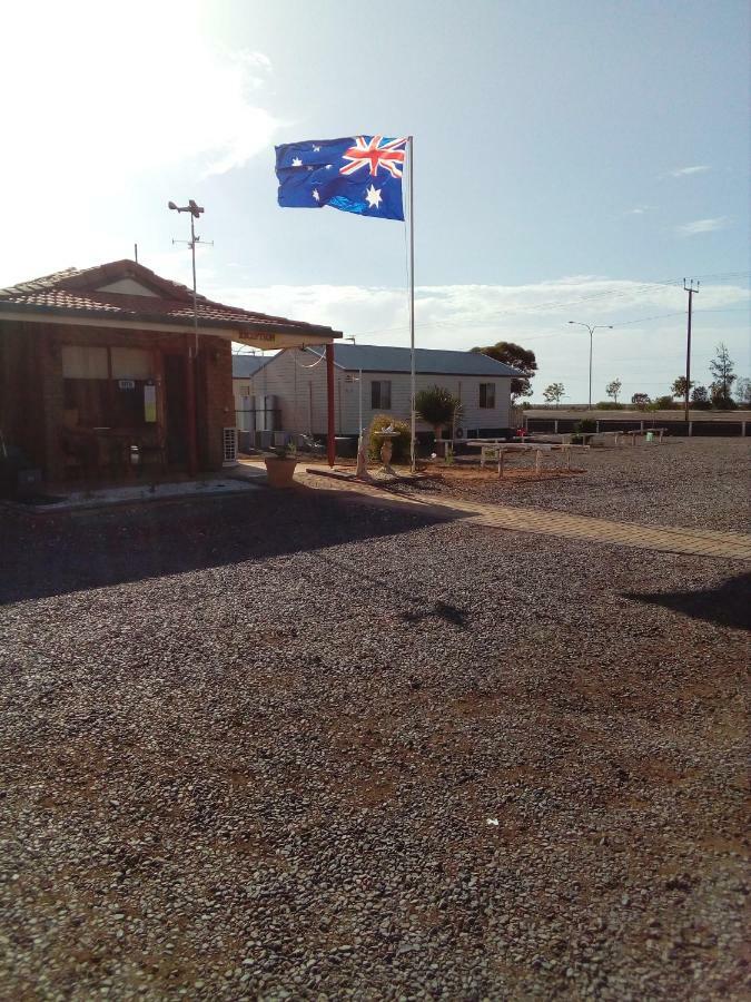Airport Whyalla Motel Экстерьер фото